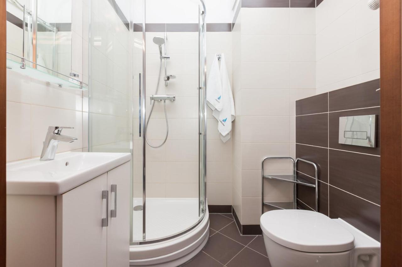 Apartamenty Aquamarina By Noclegi Renters Свиноуйсьце Экстерьер фото