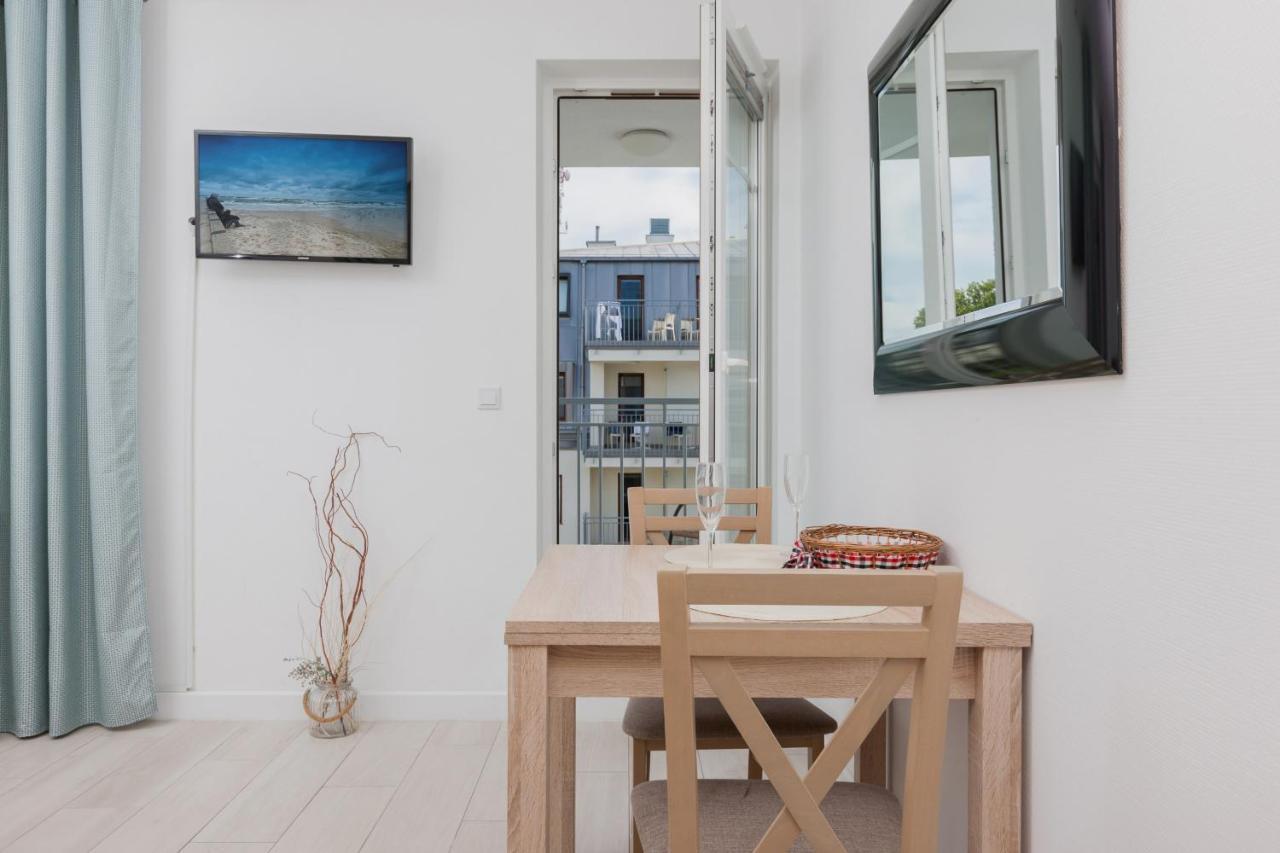 Apartamenty Aquamarina By Noclegi Renters Свиноуйсьце Экстерьер фото